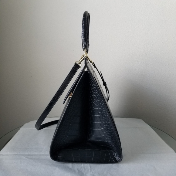 Modern Picnic Large Luncher in Black Faux Crocodile - Picture 6 of 15